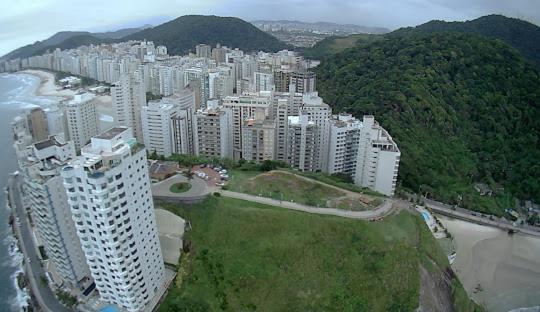 Apto Amplo, Confortavel, Bem Localizado, Asturias Guarujá Exteriör bild