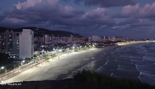 Apto Amplo, Confortavel, Bem Localizado, Asturias Guarujá Exteriör bild